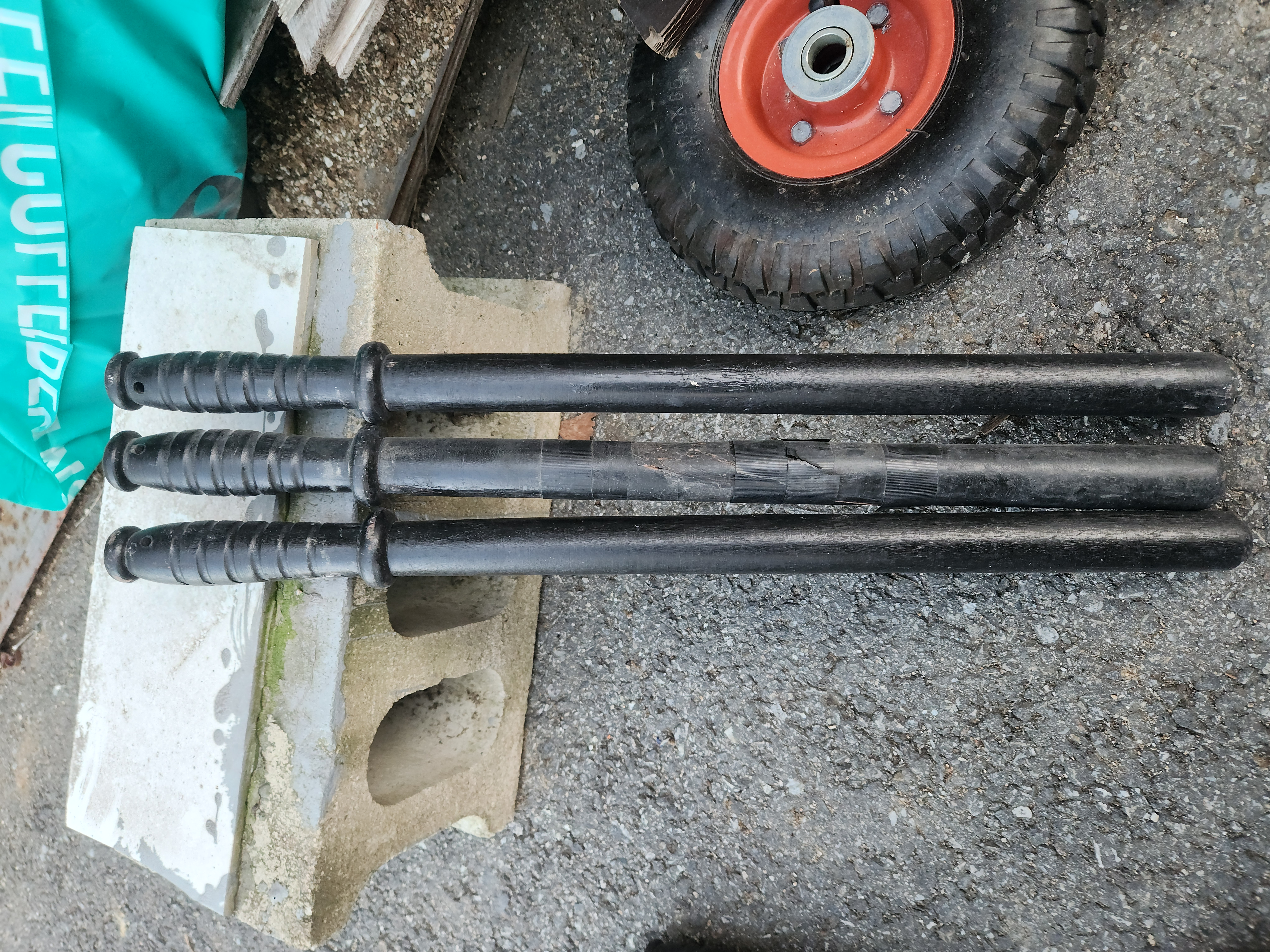 경찰진압봉(나무봉)